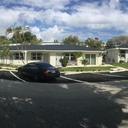 Costa Este Pompano Beach Exterior photo